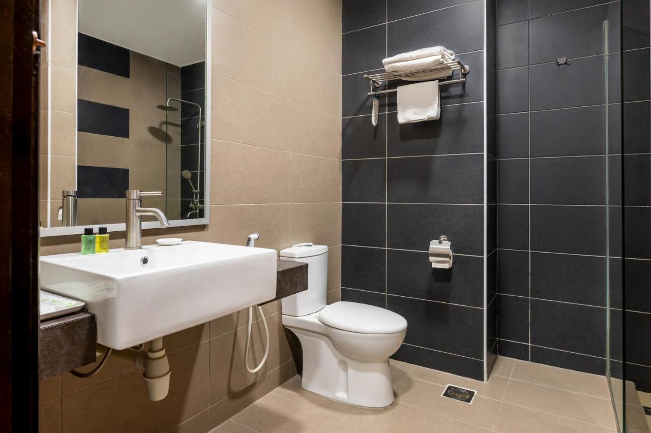 Merrida Hotel Кланг Екстериор снимка